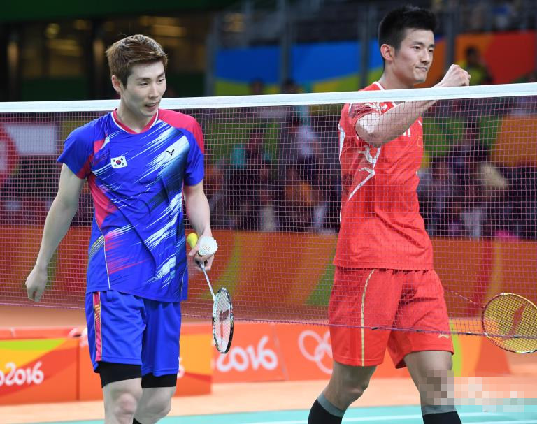 的球迷而言 的球迷而言